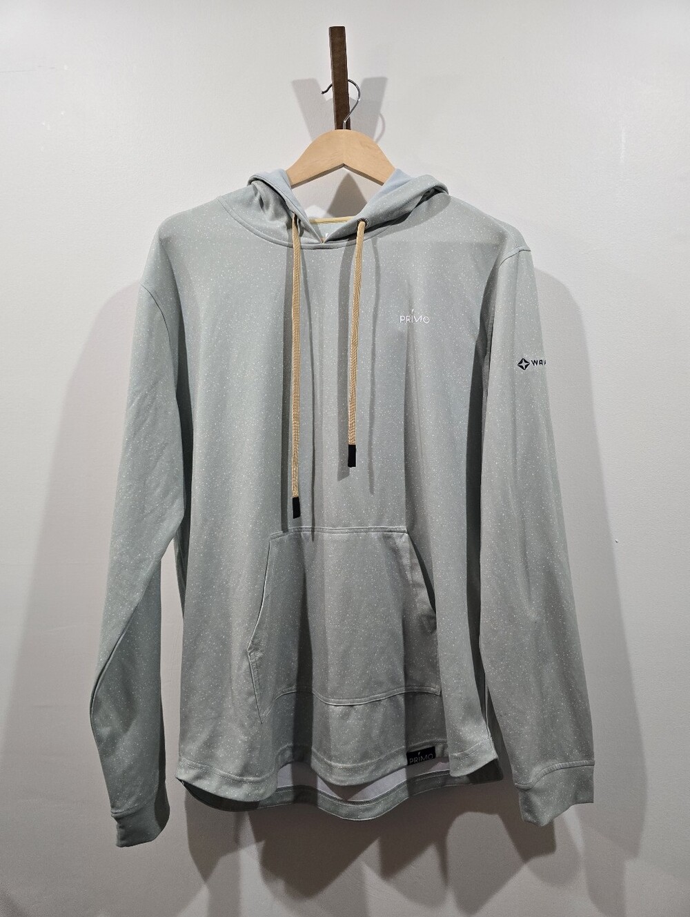 Primo Golf "Verde" Performance Hoodie Men's L Waystar Logo (Succession Style)
